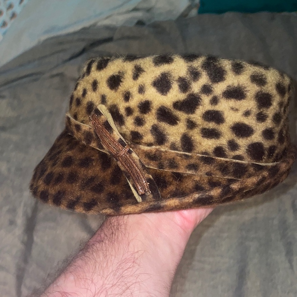 Jennifer Ouellette Leopard Print Vintage Felt Fedora Size large - Picture 2 of 3